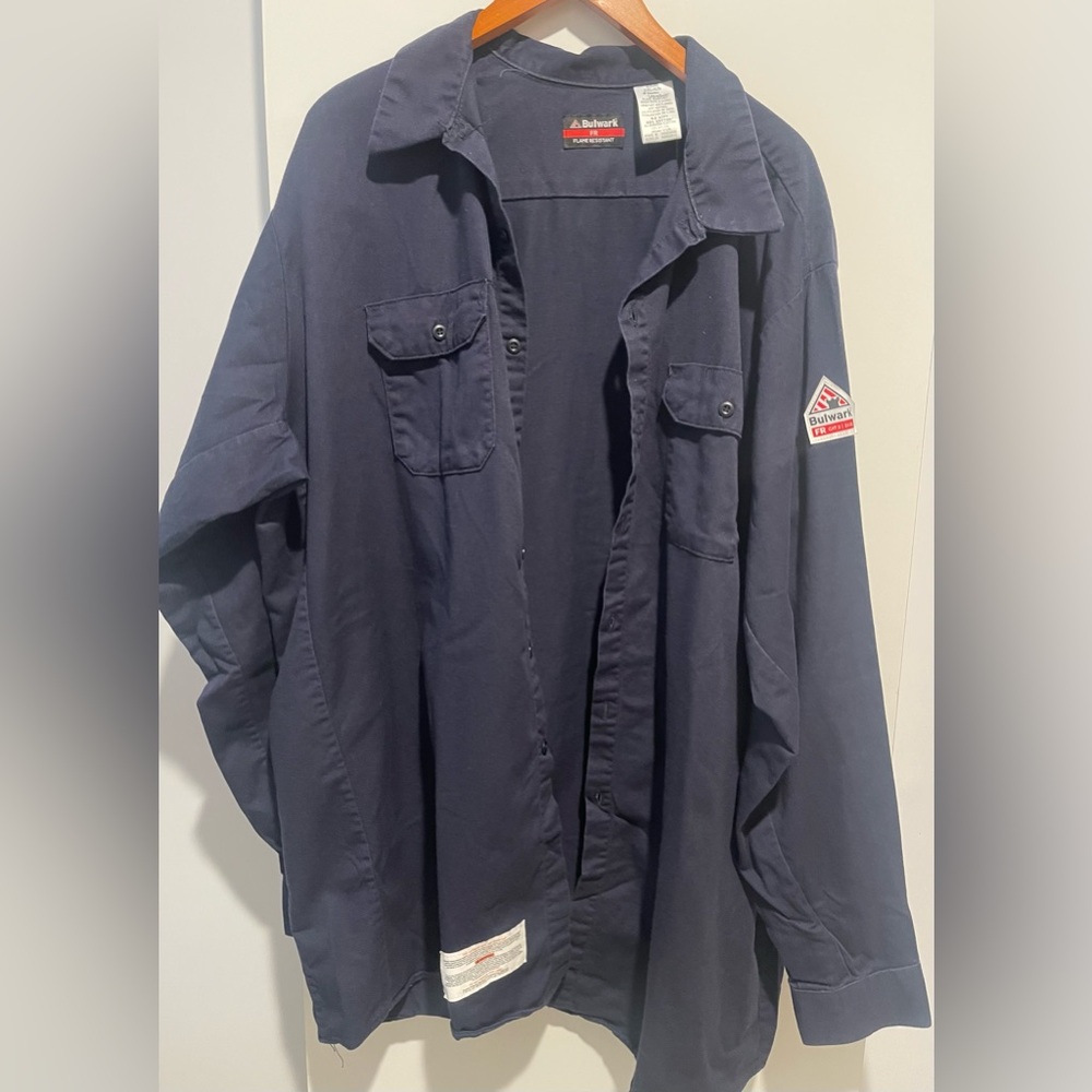 Bulwark Shirts Men's  Flame-Resistant Navy Blue Long Sleeve Work Shirt 3XL.